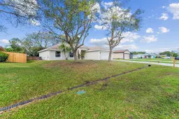 Picture of 1658 SE Harp Ln, Port St Lucie, FL 34983