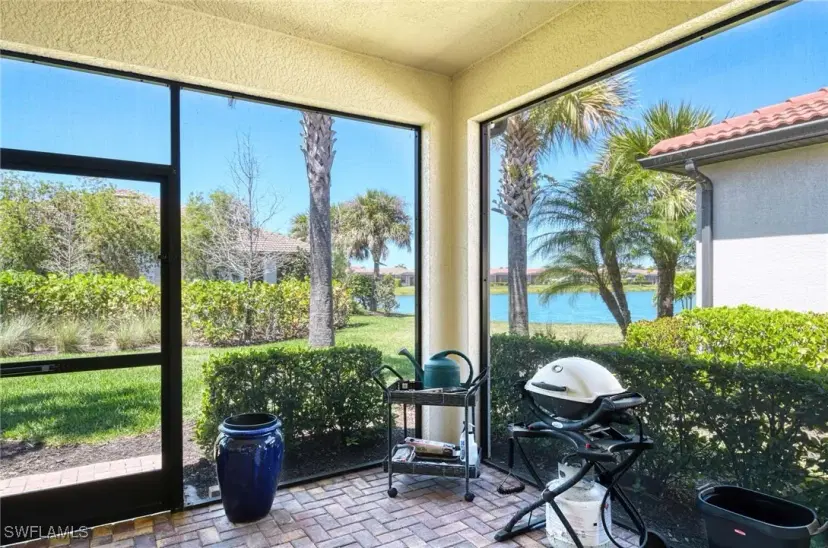 Picture of 1519 Oceania Dr S, Naples FL 34113