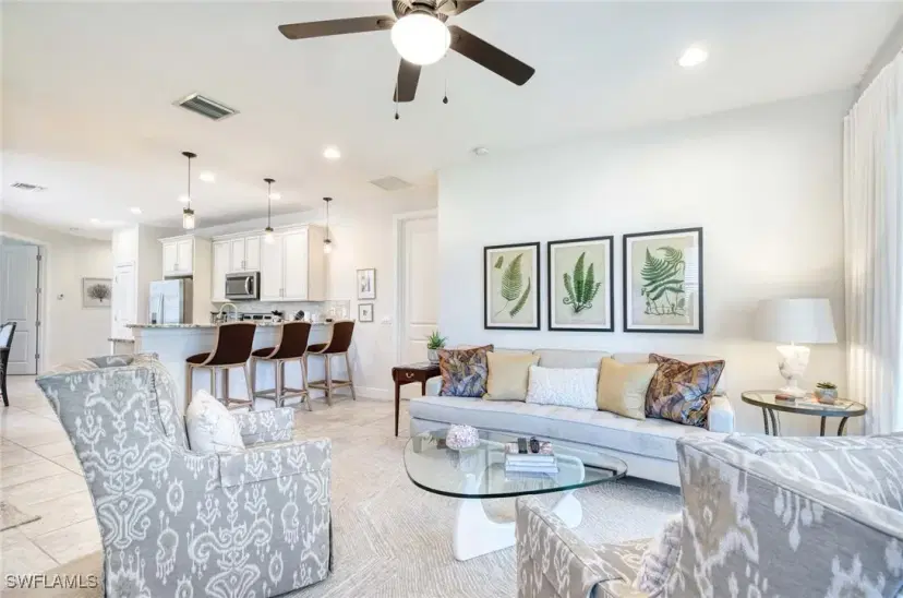 Picture of 1519 Oceania Dr S, Naples FL 34113