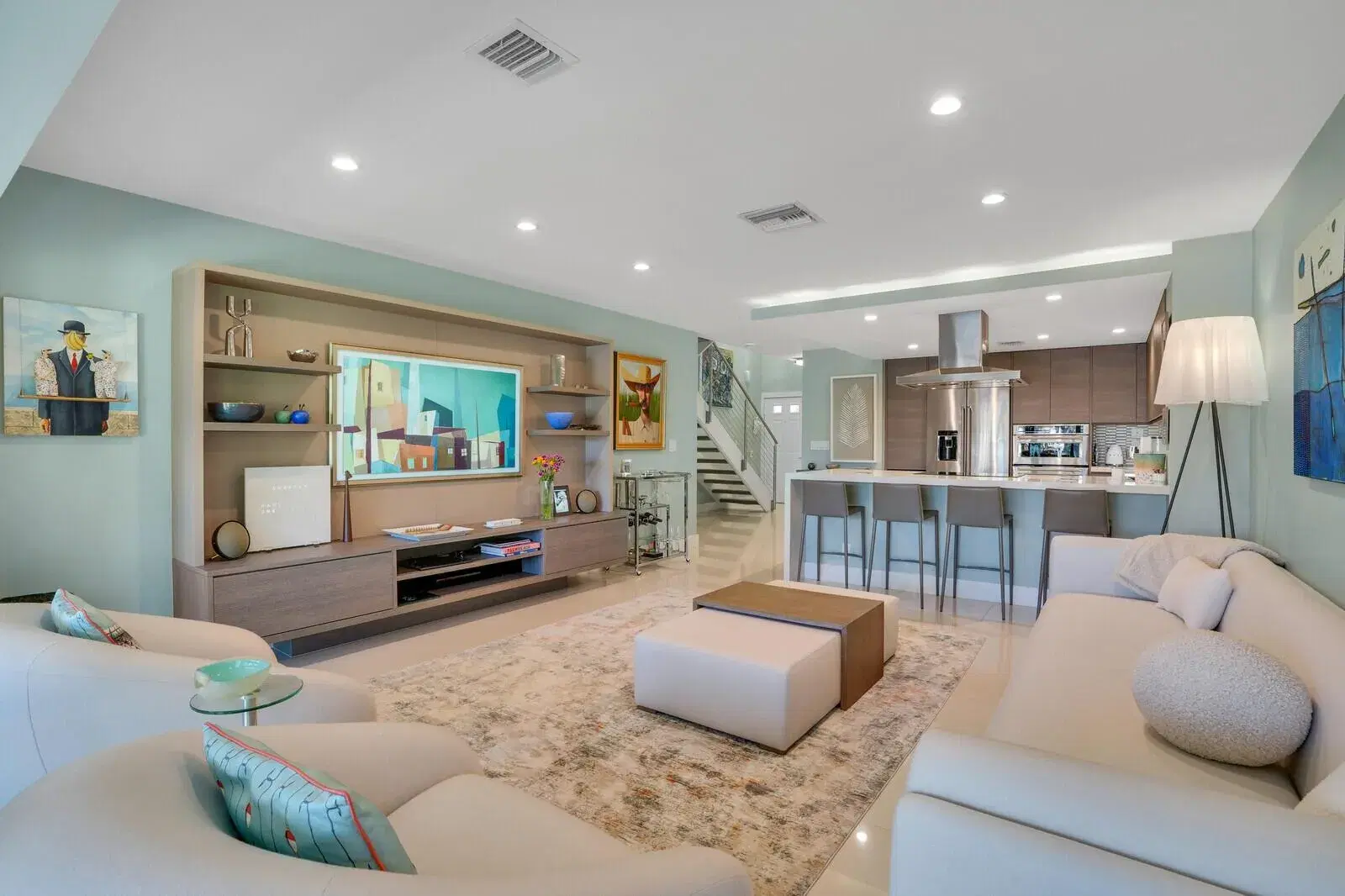 Picture of 2399 Treasure Isle Drive 17, Palm Beach Gardens, FL 33410