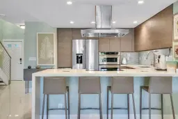 Picture of 2399 Treasure Isle Drive 17, Palm Beach Gardens, FL 33410