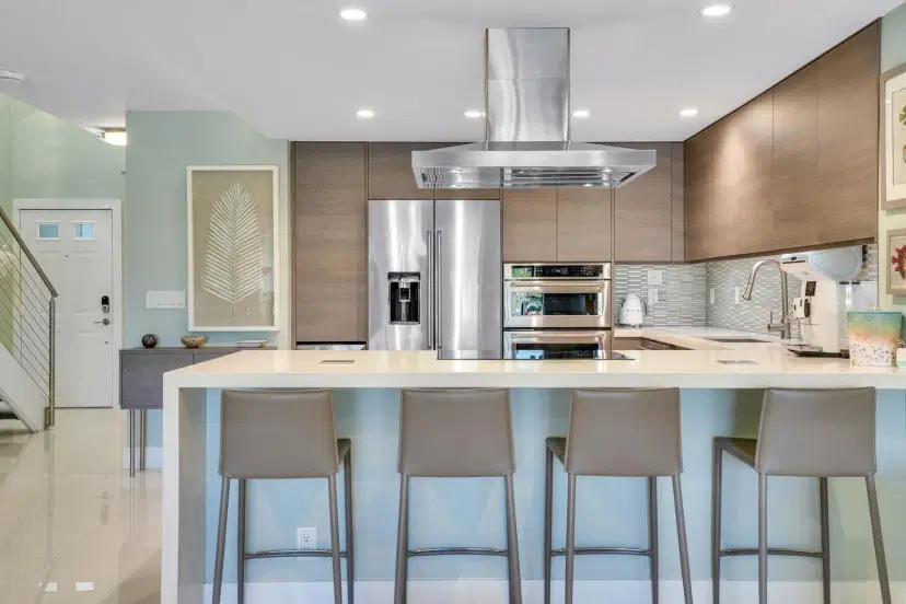 Picture of 2399 Treasure Isle Drive 17, Palm Beach Gardens FL 33410