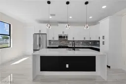 Picture of 1511 Evalena Ln, North Fort Myers, FL 33917