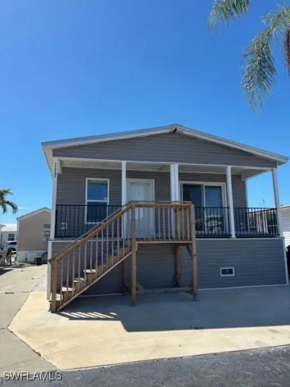 Picture of 11731 Oakdale Dr, Fort Myers FL 33908