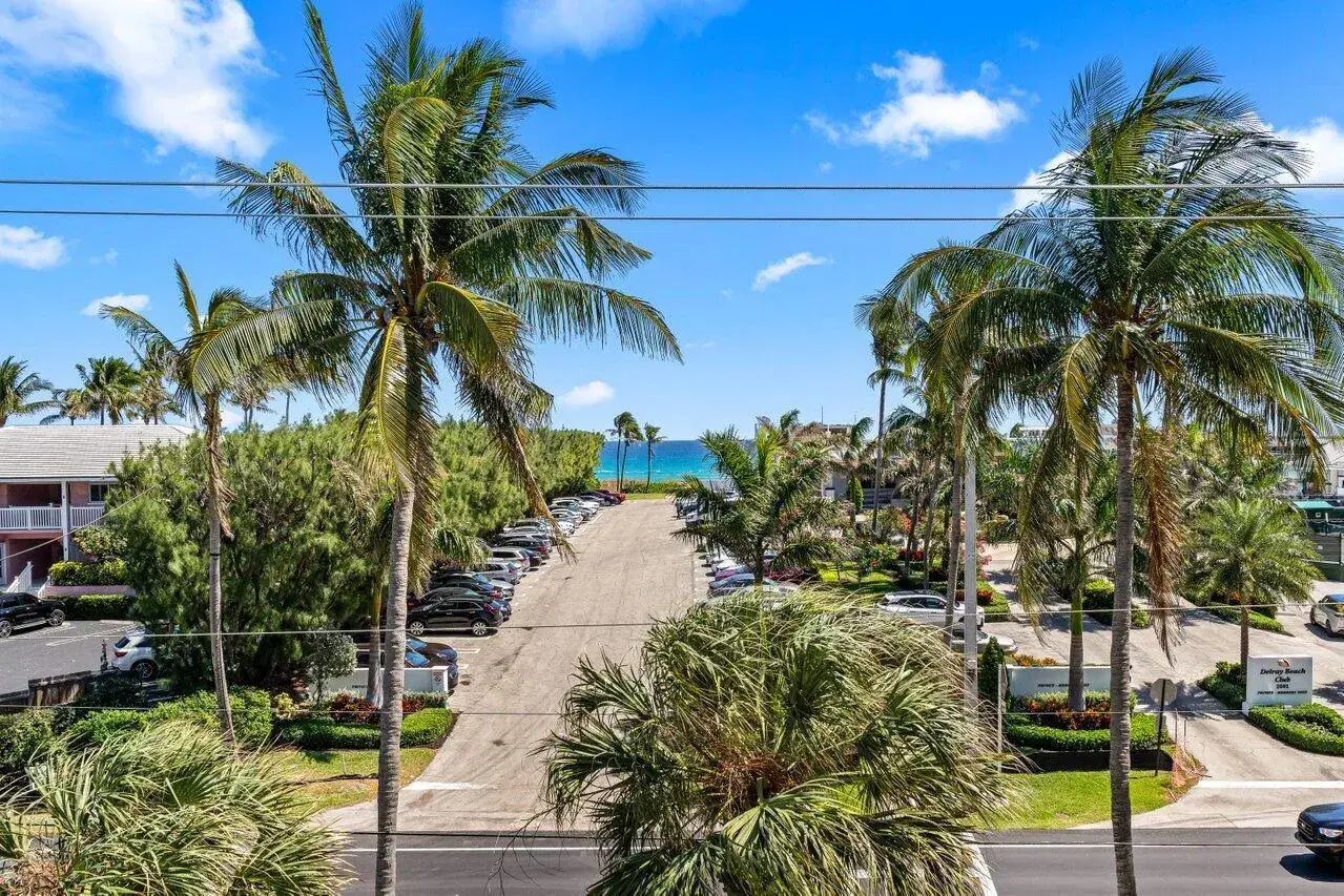 Picture of 2000 S Ocean Boulevard 301, Delray Beach, FL 33483