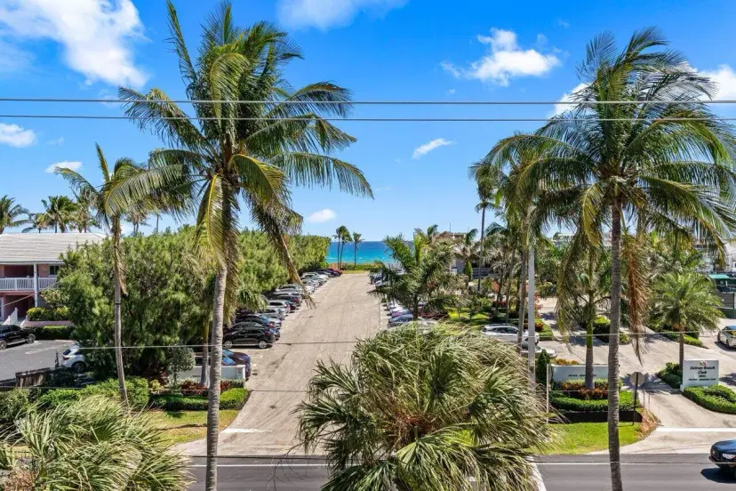 Picture of 2000 S Ocean Boulevard 301, Delray Beach FL 33483
