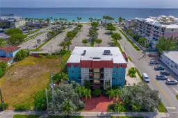 Picture of 180 SE 20Th Ave 403, Deerfield Beach, FL 33441