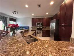 Picture of 6087 W Grand Cypress Cir W, Coconut Creek, FL 33073
