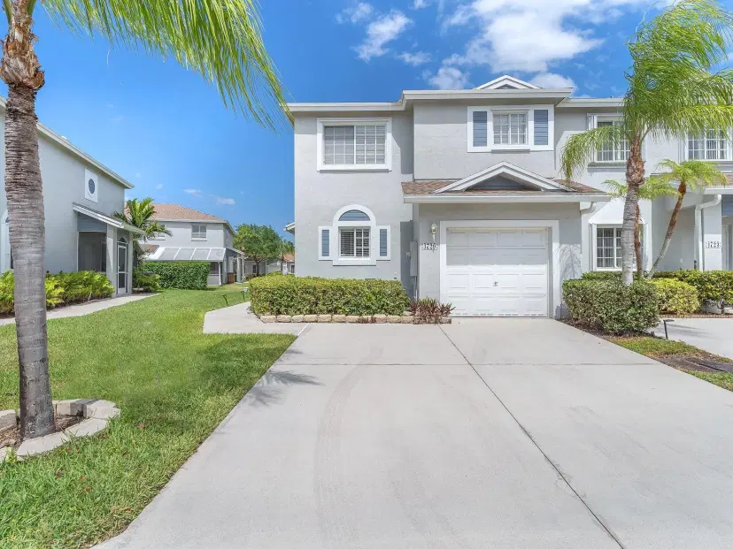 Picture of 4729 SW 13Th Pl, Deerfield Beach FL 33442