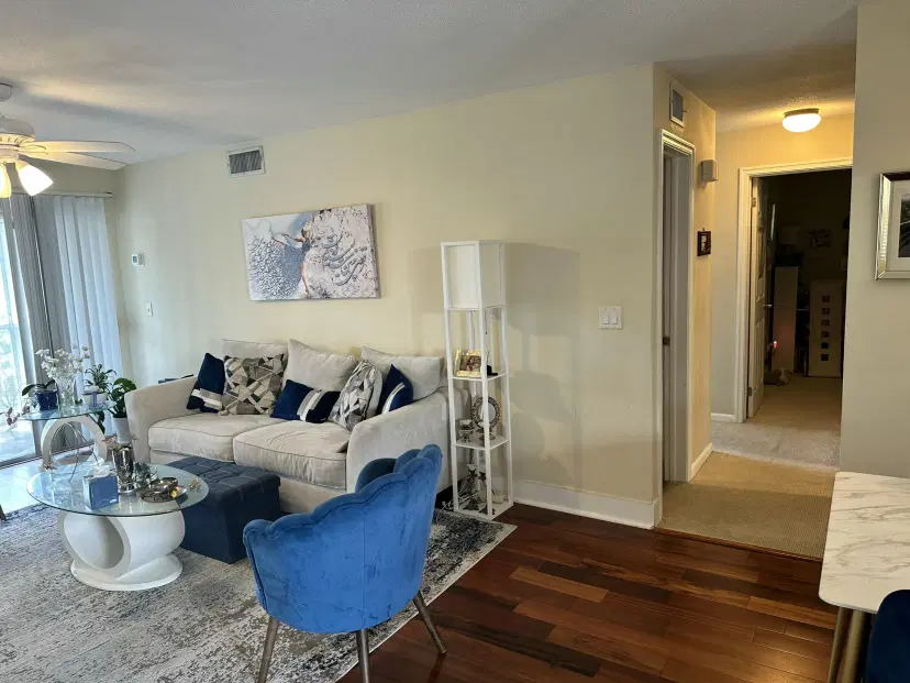 Picture of 148 Yacht Club Drive 13, North Palm Beach FL 33408