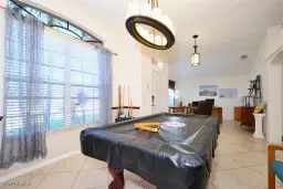 Picture of 4111 Oasis Blvd, Cape Coral, FL 33914