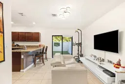 Picture of 9419 W 32Nd Ln 9419, Hialeah, FL 33018