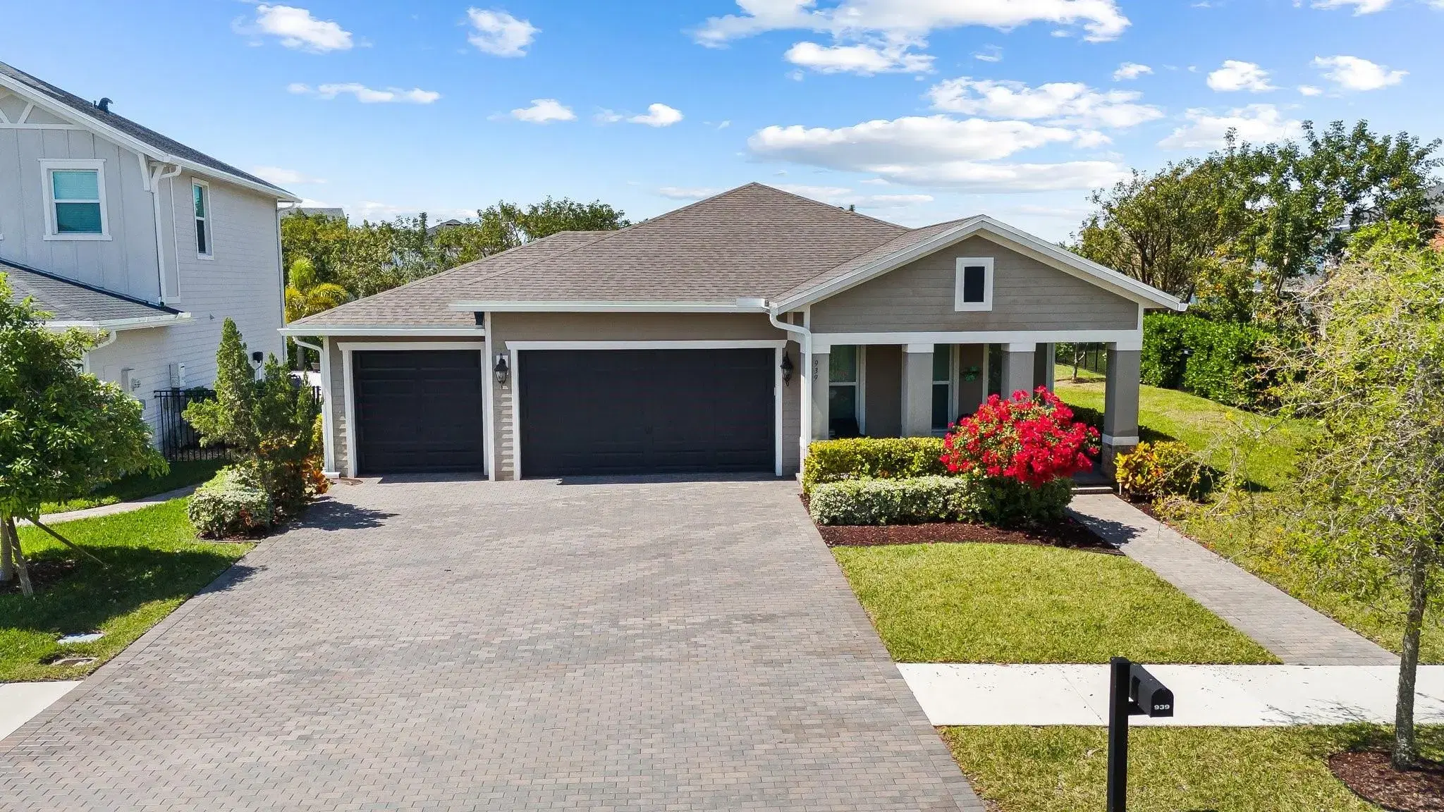 Picture of 939 Sweetgrass St, Loxahatchee, FL 33470