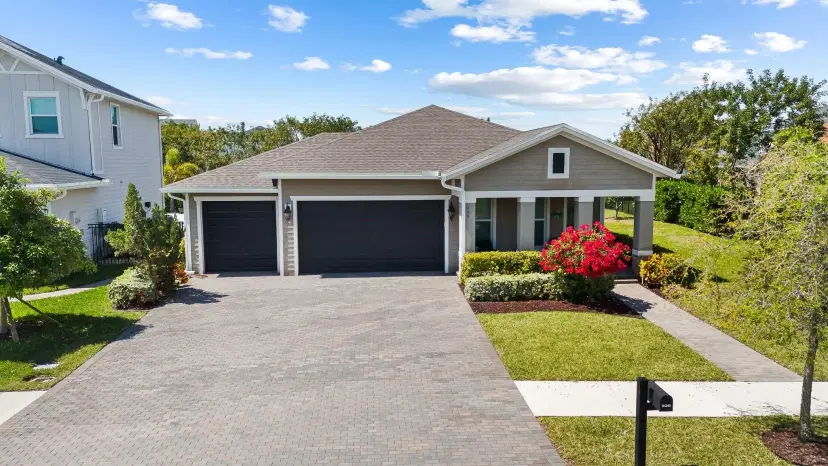 Picture of 939 Sweetgrass St, Loxahatchee FL 33470