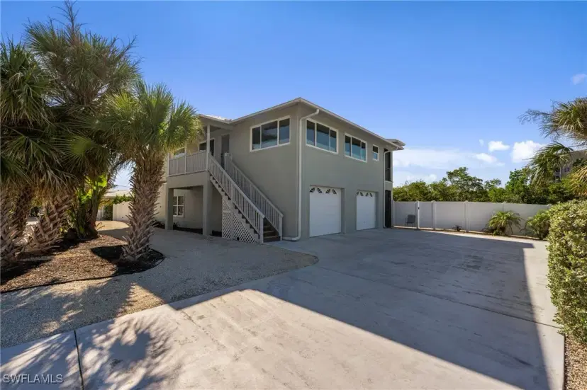 Picture of 48 Fairview Blvd, Fort Myers Beach FL 33931