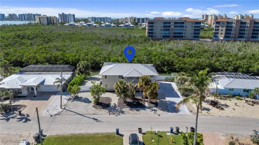 Picture of 48 Fairview Blvd, Fort Myers Beach FL 33931