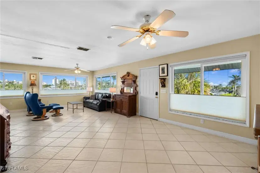 Picture of 48 Fairview Blvd, Fort Myers Beach FL 33931
