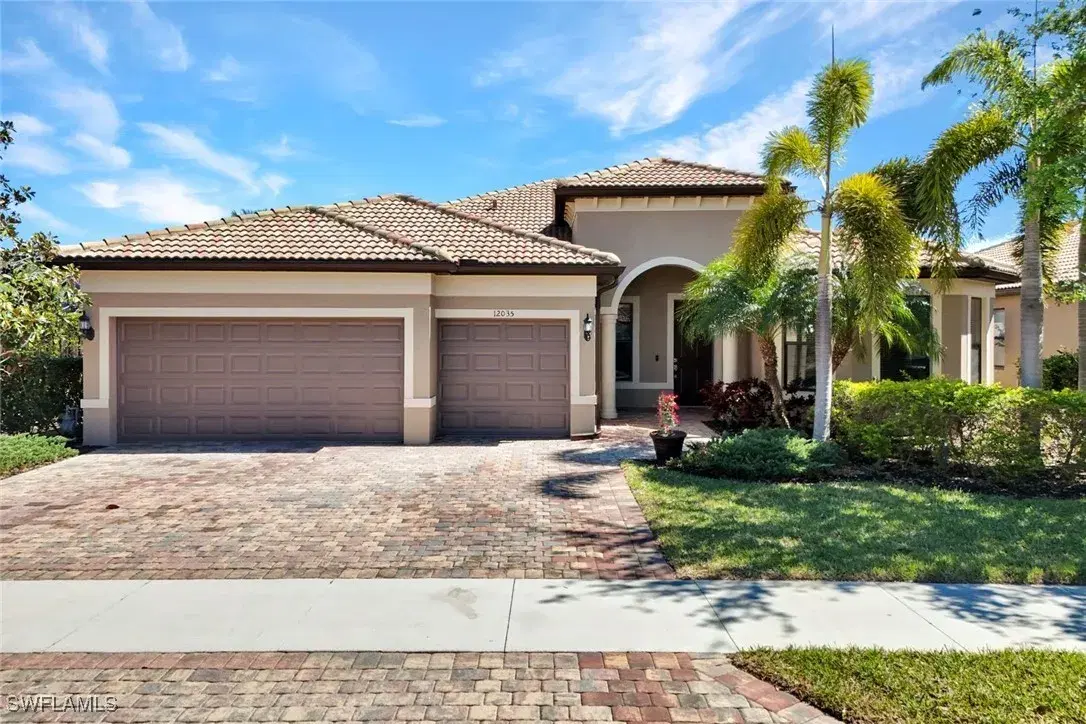 Picture of 12035 Winfield Cir, Fort Myers, FL 33966