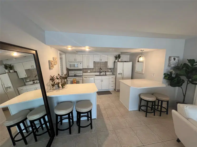 Picture of 3050 NE 48Th St 206, Fort Lauderdale, FL 33308