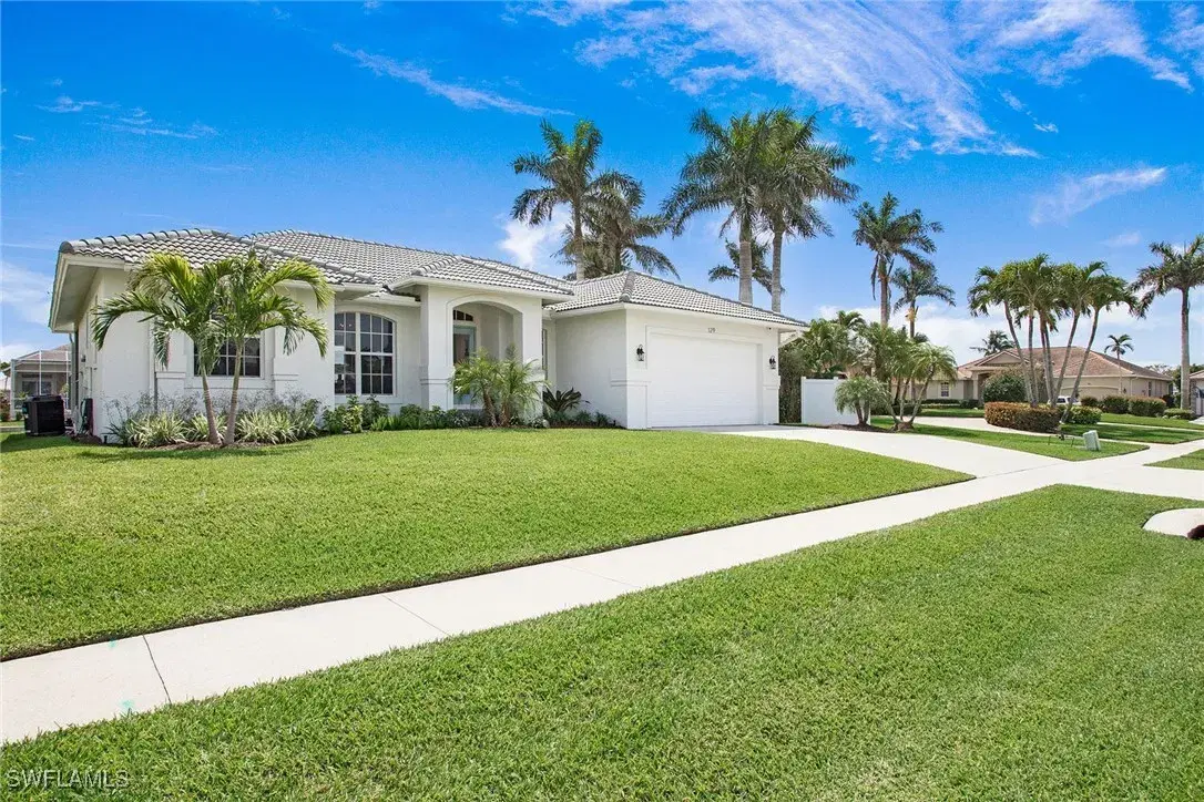 Picture of 129 Leeward Ct, Marco Island, FL 34145