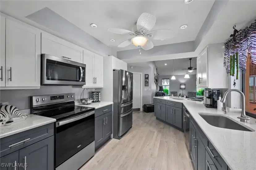 Picture of 228 NW 12Th Ln, Cape Coral FL 33993