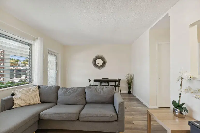 Picture of 1450 NE 170Th Street 114, North Miami Beach FL 33162