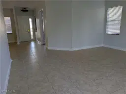 Picture of 2554 Sawgrass Lake Ct, Cape Coral, FL 33909