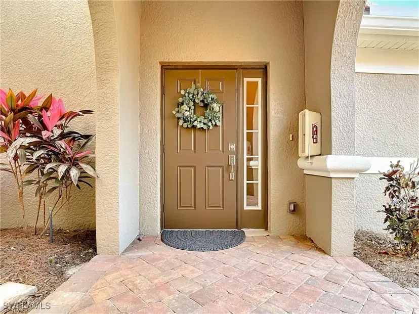 Picture of 10271 Glastonbury Cir 202, Fort Myers FL 33913