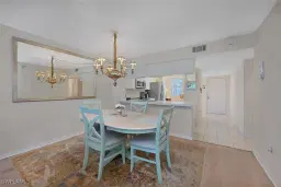 Picture of 270 Naples Cove Dr 3304, Naples, FL 34110