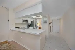Picture of 270 Naples Cove Dr 3304, Naples, FL 34110
