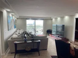 Picture of 427 Golden Isles Dr 14C, Hallandale Beach, FL 33009
