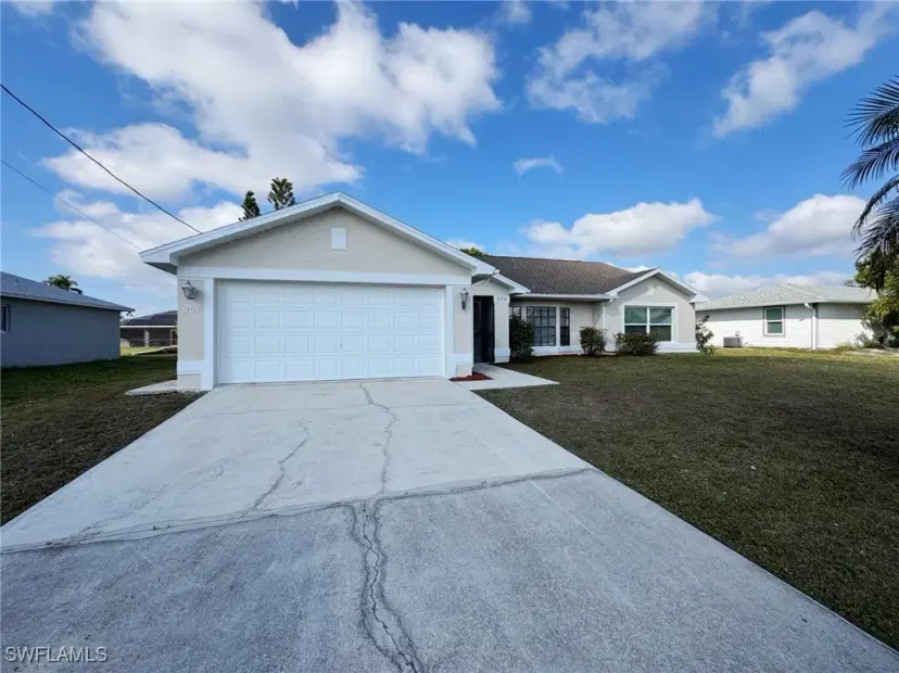 Picture of 906 SW 11Th Ct, Cape Coral FL 33991