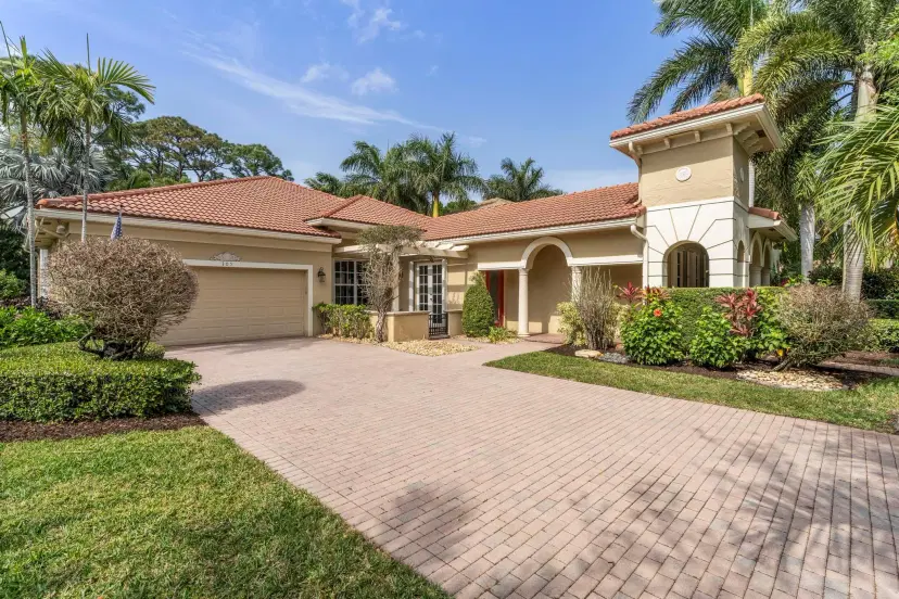 Picture of 105 Via Bosque, Jupiter FL 33458