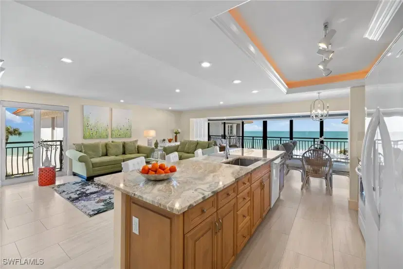 Picture of 3333 Gulf Shore Blvd N 4, Naples FL 34103