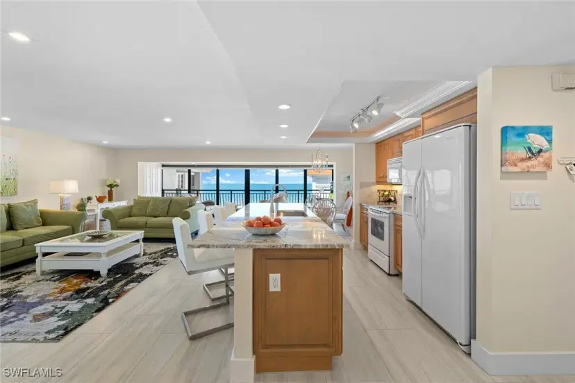 Picture of 3333 Gulf Shore Blvd N 4, Naples FL 34103