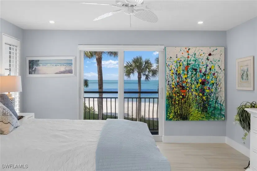 Picture of 3333 Gulf Shore Blvd N 4, Naples FL 34103