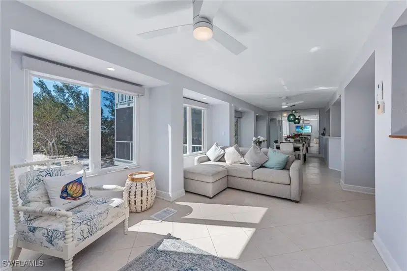 Picture of 10455 Keewaydin, Naples FL 34113
