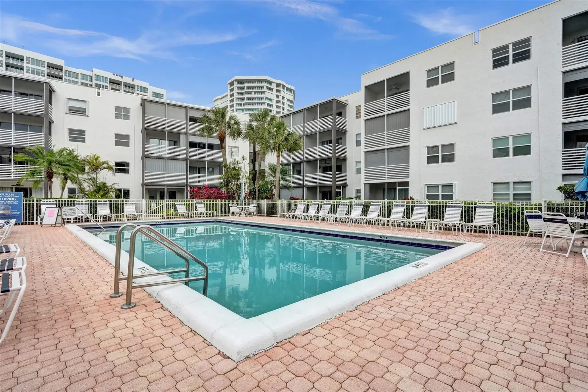 Picture of 1541 S Ocean Blvd 309, Lauderdale By The Sea, FL 33062