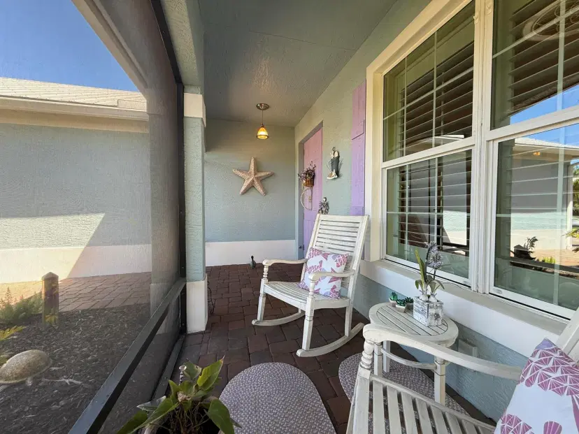 Picture of 447 11Th Square Sw, Vero Beach FL 32962