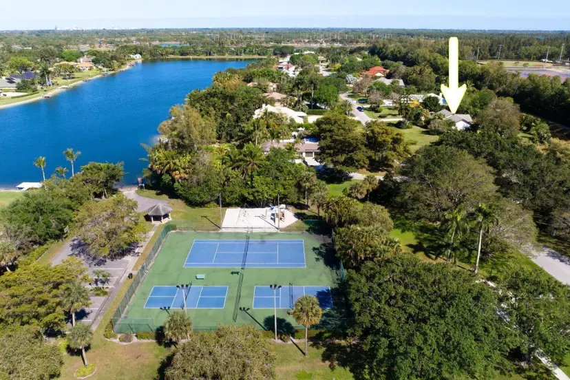 Picture of 8838 Wendy Lane S, West Palm Beach FL 33411
