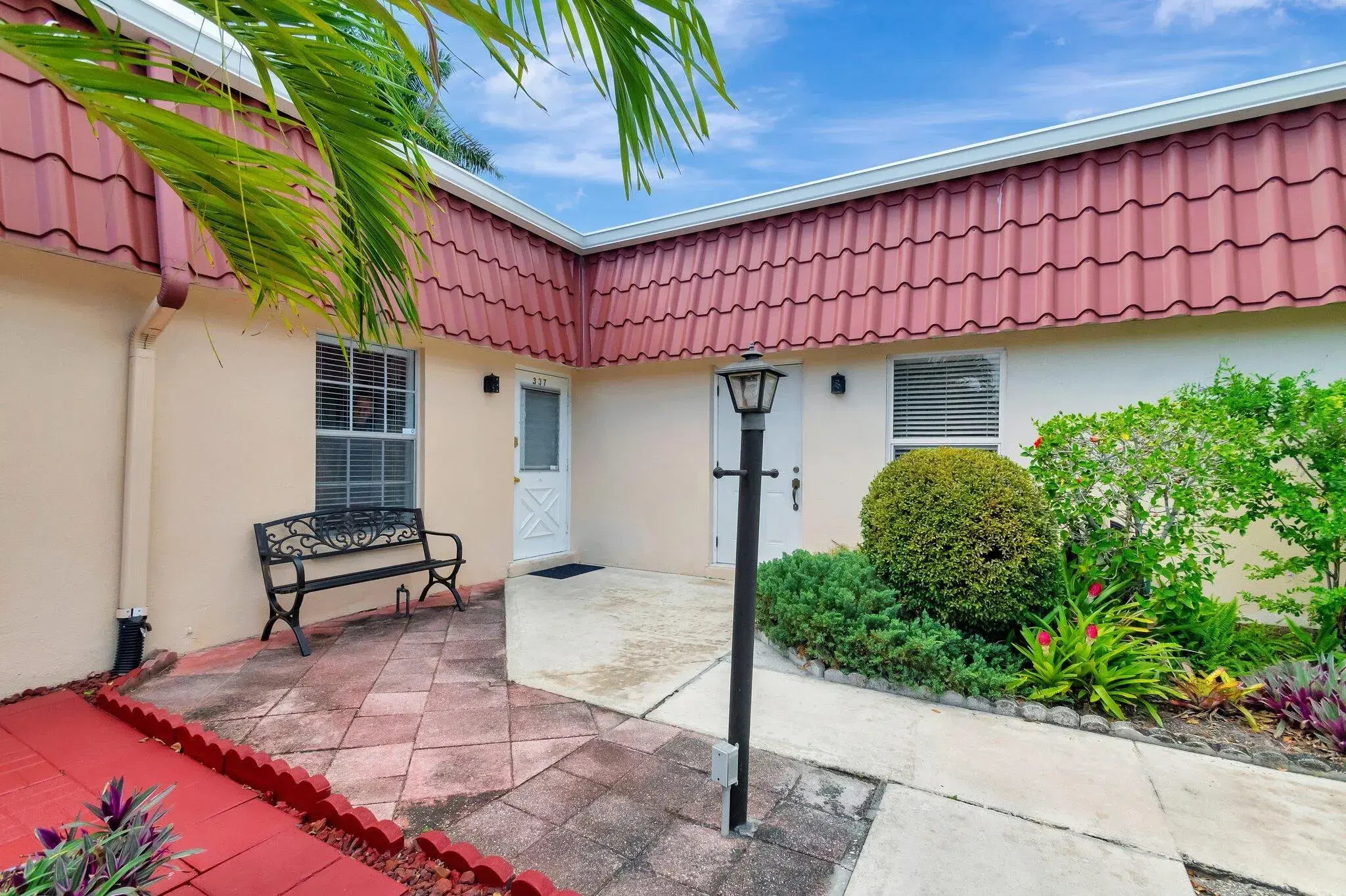 Picture of 339 Cape Cod Circle A, Lake Worth, FL 33467