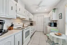 Picture of 339 Cape Cod Circle A, Lake Worth, FL 33467