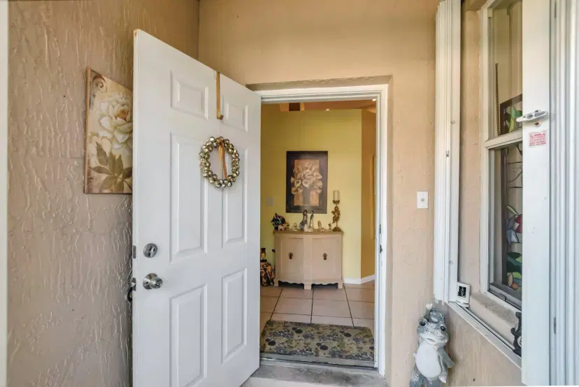 Picture of 336 W Coral Trace Circle, Delray Beach FL 33445