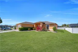 Picture of 1105 NE 10Th Ter, Cape Coral, FL 33909