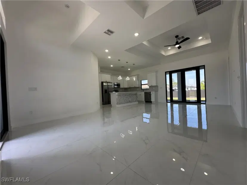 Picture of 3910 6Th St Sw, Lehigh Acres FL 33976