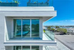 Picture of 1165 8Th St S 201, Naples, FL 34102