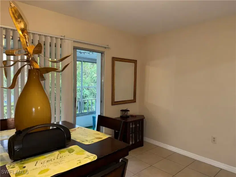Picture of 2828 Jackson St C5, Fort Myers FL 33901