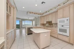 Picture of 4811 Island Pond Ct 402, Bonita Springs, FL 34134