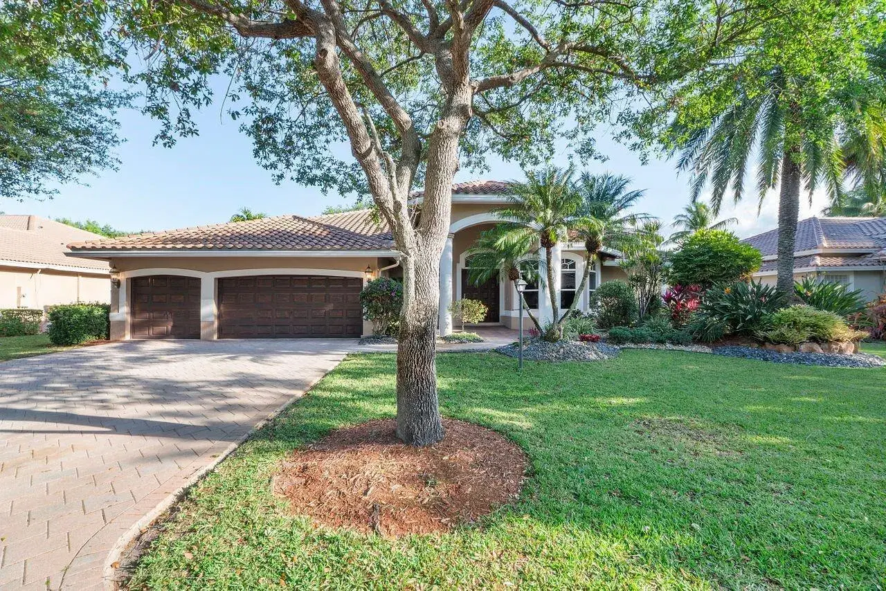 Picture of 10667 NW 69Th St, Parkland, FL 33076