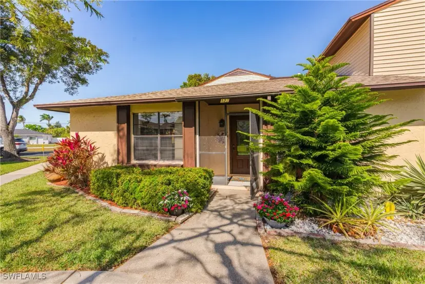 Picture of 627 SE 12Th Ave 127, Cape Coral FL 33990